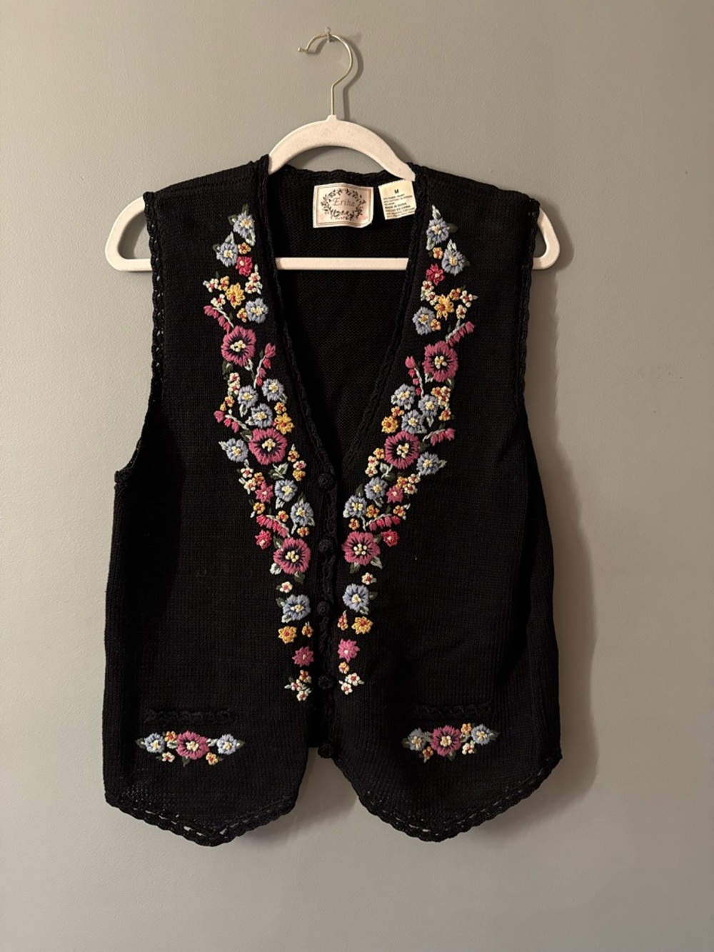 Vintage Erika Black Knit Cardigan with Multicolor Floral Embroidery